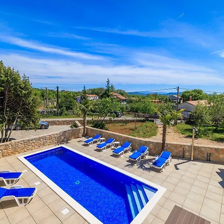 Pool Mit Salzektrolyse Unweit Der Heilschlamm Bucht Apartamento Kras