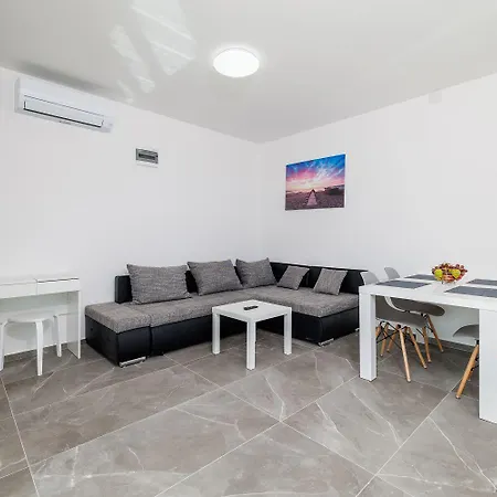 Pool Mit Salzektrolyse Unweit Der Heilschlamm Bucht Apartament